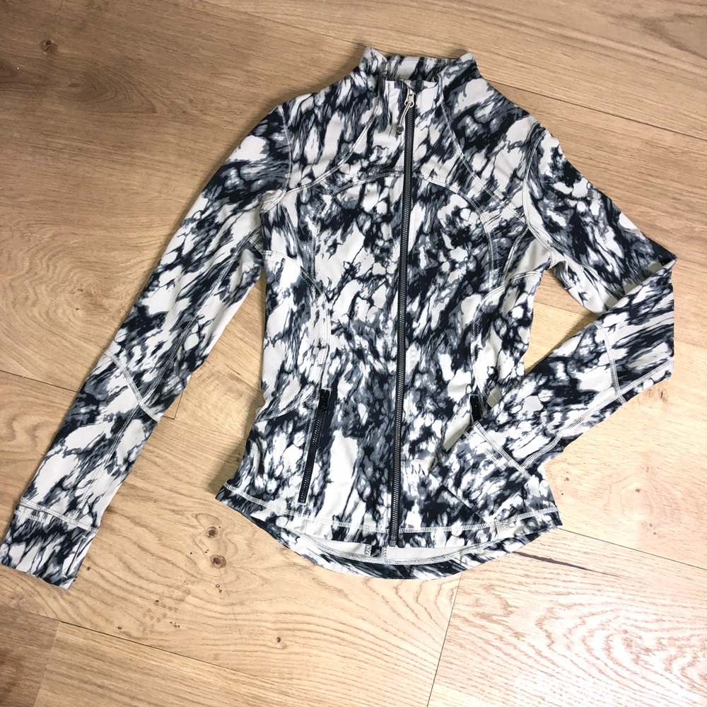 LULULEMON DEFINE JACKET